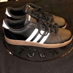 Adidas Performance Classic Shoe - 90s, Like brand new, men's size 6 or women's 7